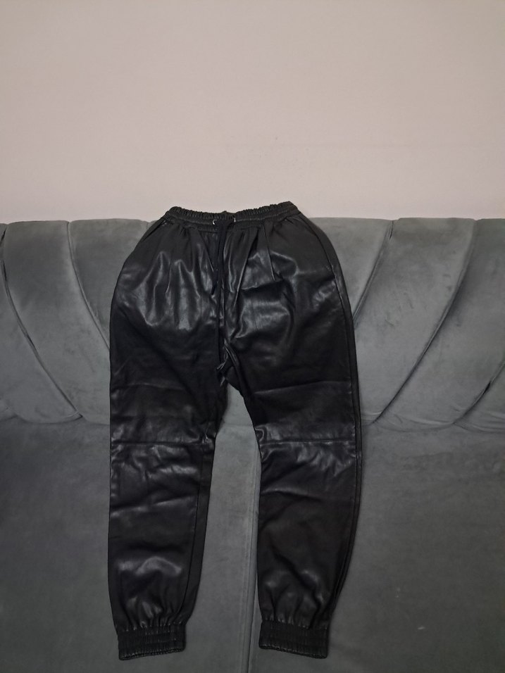 Siyah Deri Salaş Kemerli Kadın Pantolon - Görsel 3