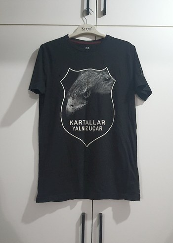 Kadın Kısa Kollu Kartal Baskılı Taraftar Tişört