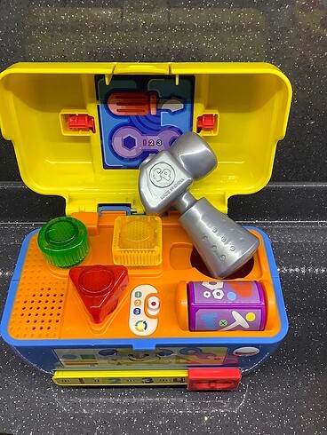 Fisher price tamir çantası oyuncak.