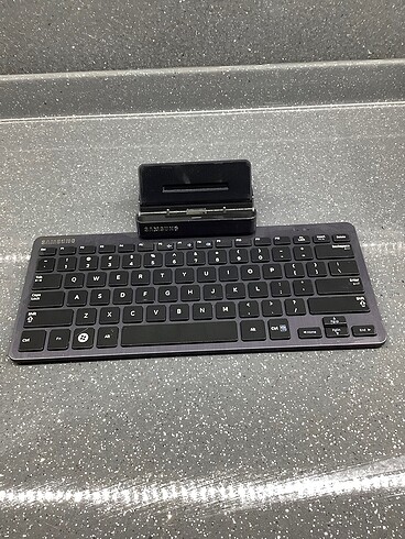 Samsung bluetooth klavye ve dock