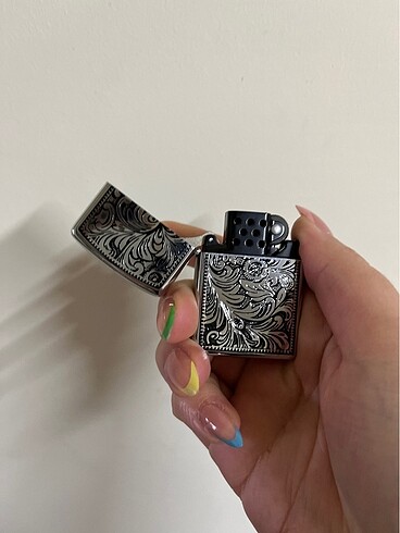  Zippo tipi çakmak
