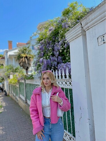 PEMBE BERSKHA MONT
