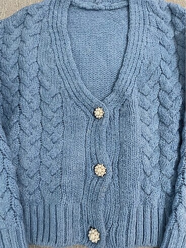 MAVİ YUMUŞACAK İNCİ DÜĞMELİ HIRKA - Görsel 2