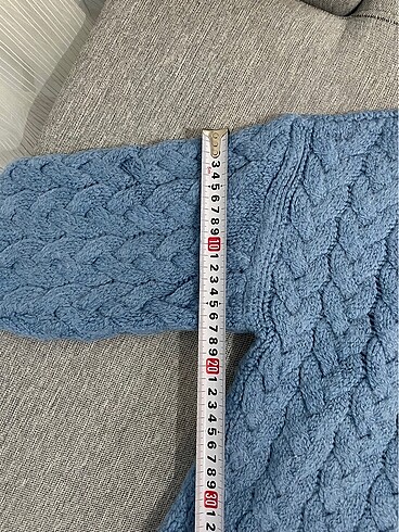 MAVİ YUMUŞACAK İNCİ DÜĞMELİ HIRKA - Görsel 9