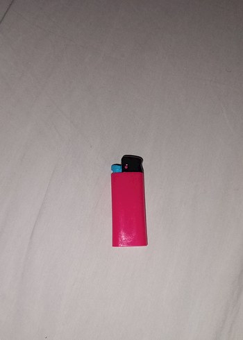 Pembe Cricket Çakmak - Görsel 2