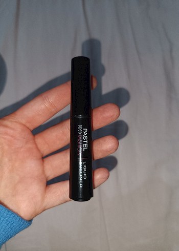 Pastel Pro Fashion Siyah Sıvı Eyeliner - Görsel 2