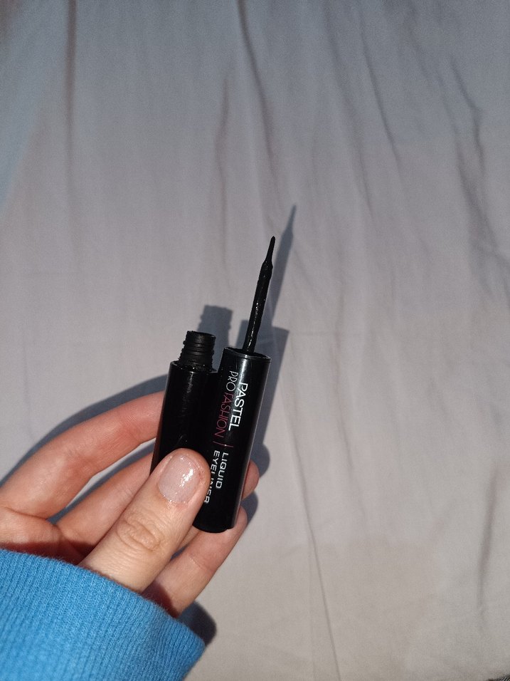 Pastel Pro Fashion Siyah Sıvı Eyeliner - Görsel 3