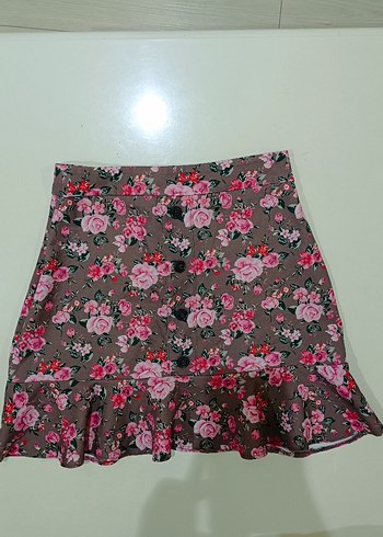 Pembe Çiçekli Volanlı Mini Etek
