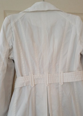 Düğmeli Beyaz Midi Trençkot - Görsel 3