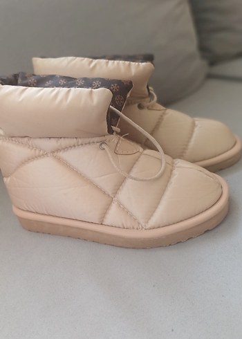 bej rengi Kadın Dolgu Topuklu Bot - Görsel 2