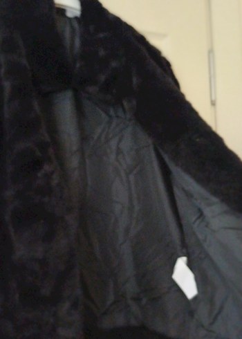 Siyah Kadın Midi Boy Kürk Detaylı Mont - Görsel 5