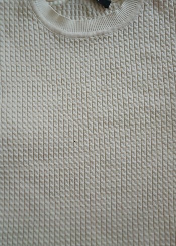 Beyaz ince triko kazak bir kere giyildi esnek rahat. - Görsel 2