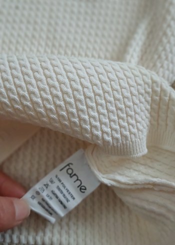 Beyaz ince triko kazak bir kere giyildi esnek rahat. - Görsel 5