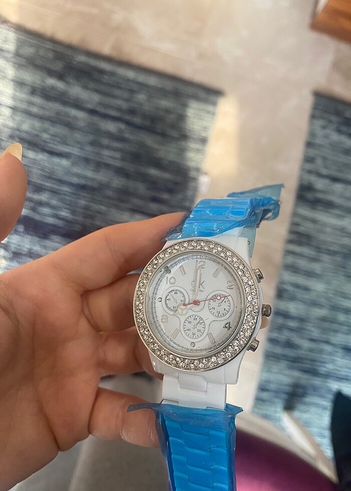 Calvin Klein taşlı beyaz saat - Görsel 3