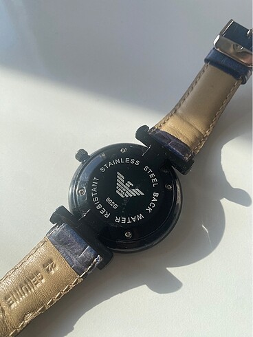 Beden Emporio Armani lacivert deri saat