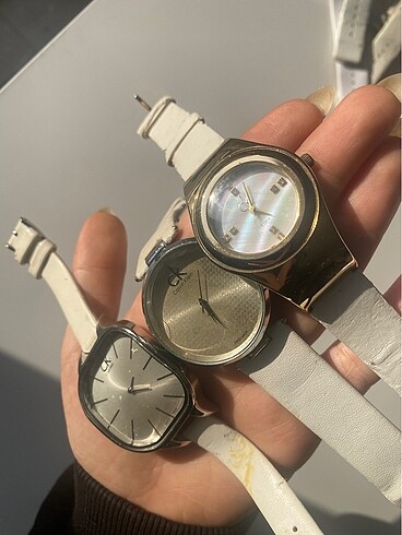 3 tane Calvin Klein Çelik gümüş kasa unisex saat başı
