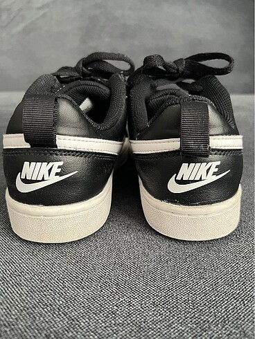 Nike Orijinal Nike marka ayakkabı 36.5 numara