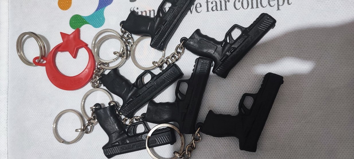 Siyah Tabanca Tasarımlı SAR 9 Anahtarlık - Görsel 2