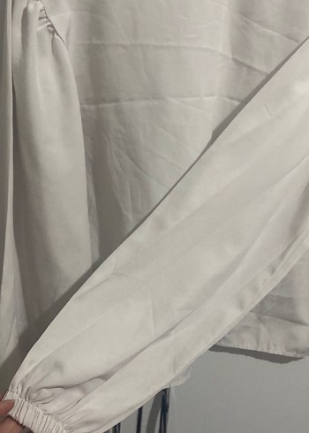 Düğmeli Beyaz Keten Kadın Gömlek - Görsel 2