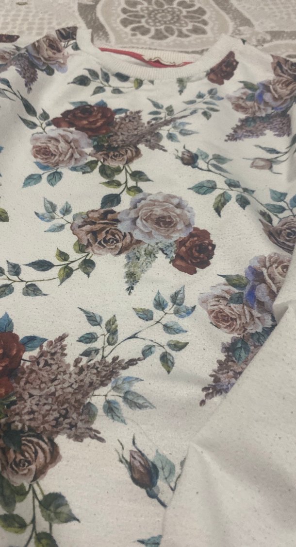 Bohem Gri Çiçek Desenli Bluz - Görsel 2