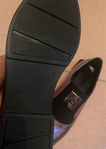 Kahverengi Deri Tokalı Topuklu Kadın Ayakkabı - Görsel 4