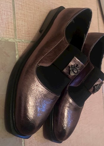 Kahverengi Deri Tokalı Topuklu Kadın Ayakkabı - Görsel 2