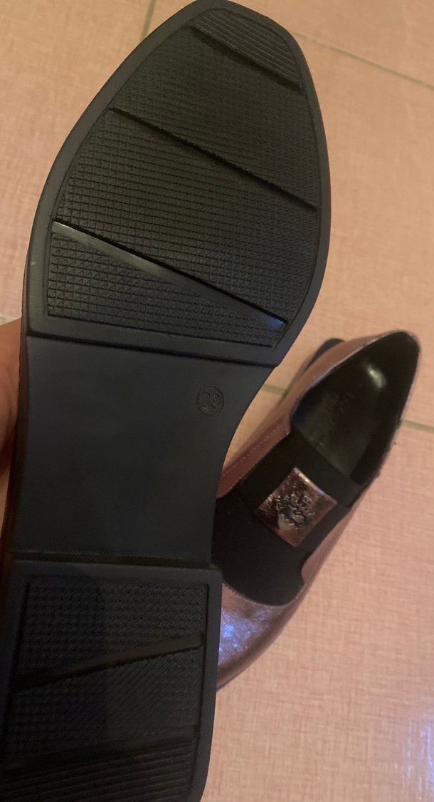 Kahverengi Deri Tokalı Topuklu Kadın Ayakkabı - Görsel 4