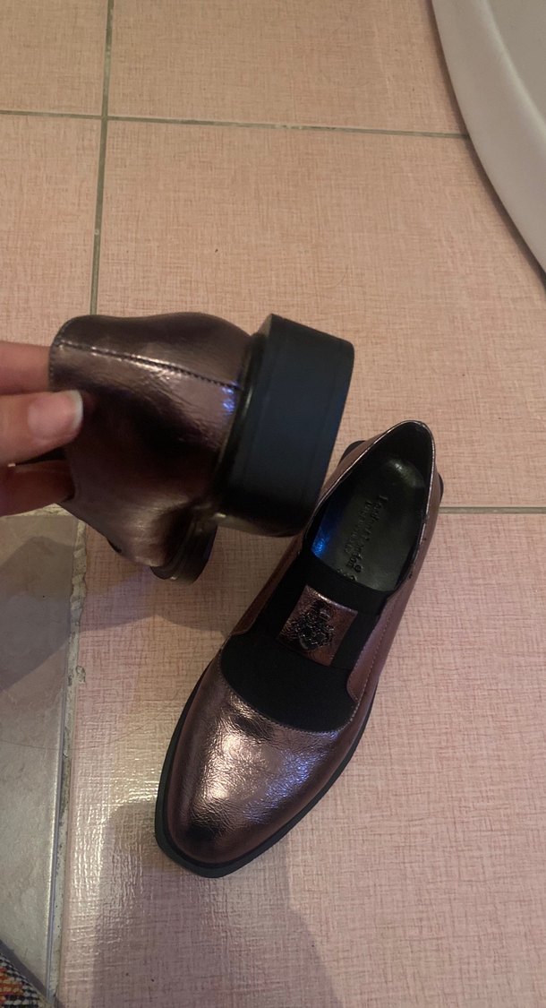 Kahverengi Deri Tokalı Topuklu Kadın Ayakkabı - Görsel 3