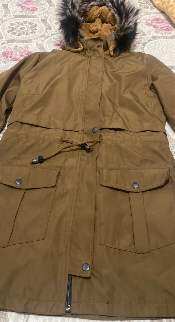 Kürk Detaylı Kapüşonlu Bej Kadın Mont - Görsel 2