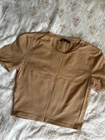 Zara Zara bej crop tshirt