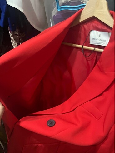xl Beden kırmızı Renk Stradivarius kırmızı blazer ceket XL