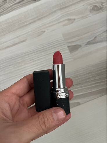 Avon ruj