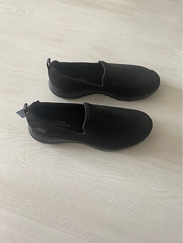 38 Beden siyah Renk Skechers Bayan Ayakkabı