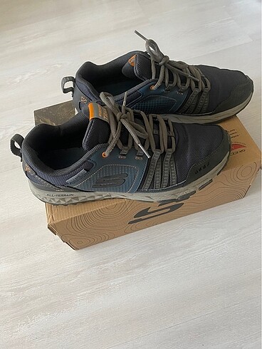 42 Beden Skechers Erkek Ayakkabı