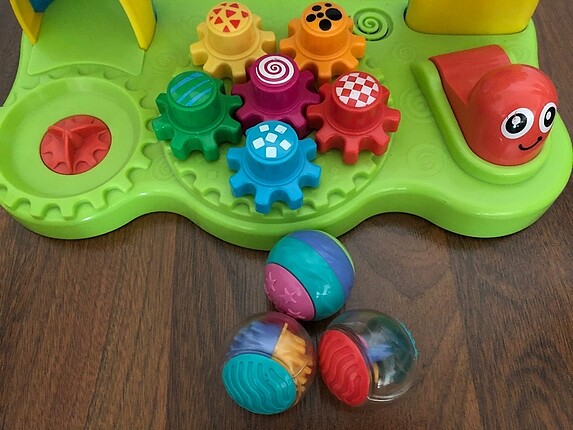 Diğer Playskool eğlenceli çarklar ve renkli toplar