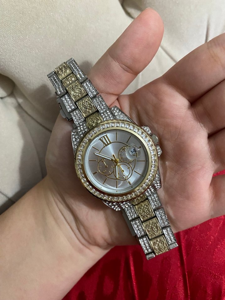 Sıralı Taşlı Altın Kadın Kol Saati - Görsel 2