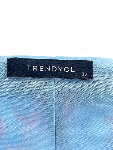 36 Beden çeşitli Renk Trendyol & Milla Kısa Elbise %70 İndirimli.
