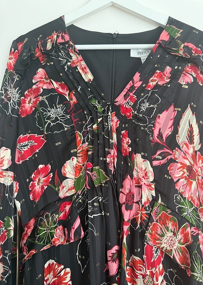 Çiçekli elbise - Görsel 5