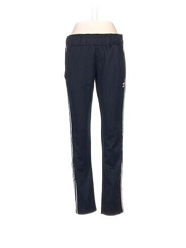 Adidas Eşofman Altı %70 İndirimli.