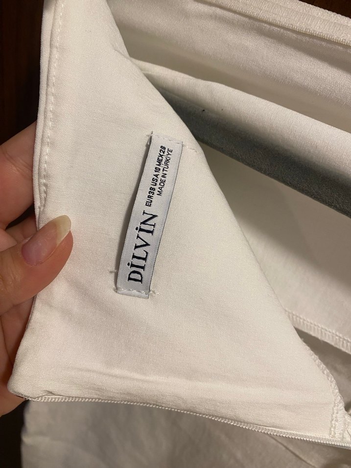 Beyaz straplez elbise - Görsel 4