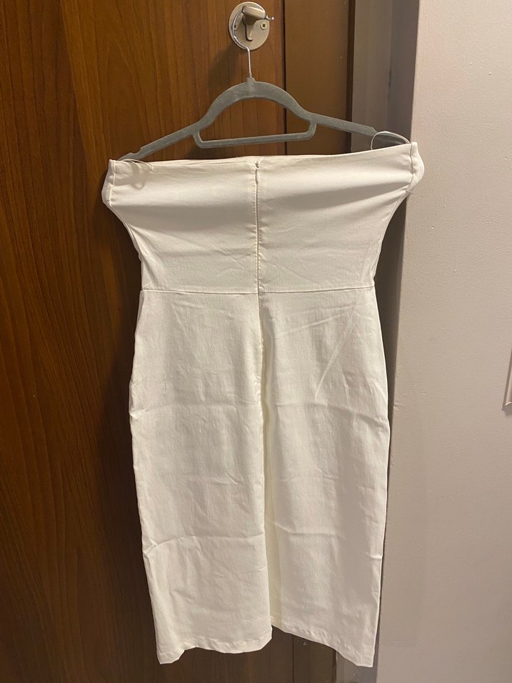 Beyaz straplez elbise - Görsel 2