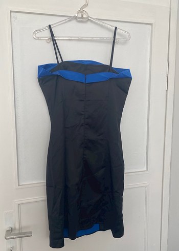 Straplez tarzı ince askılı mini abiye - Görsel 3