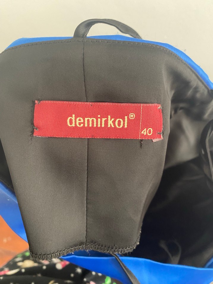 Straplez tarzı ince askılı mini abiye - Görsel 4