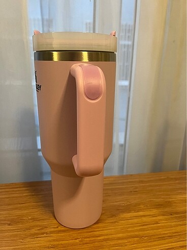 Diğer Stanley Quencher Pipetli Termos