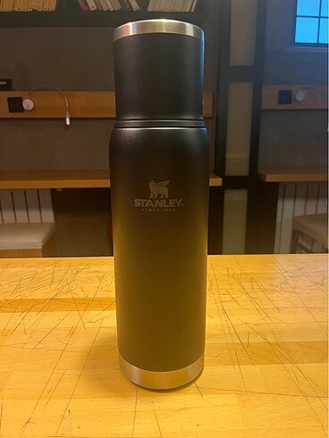 Stanley Adventure-to-go 1L Termos