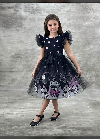 KUROMİ BASKILI ELBİSE