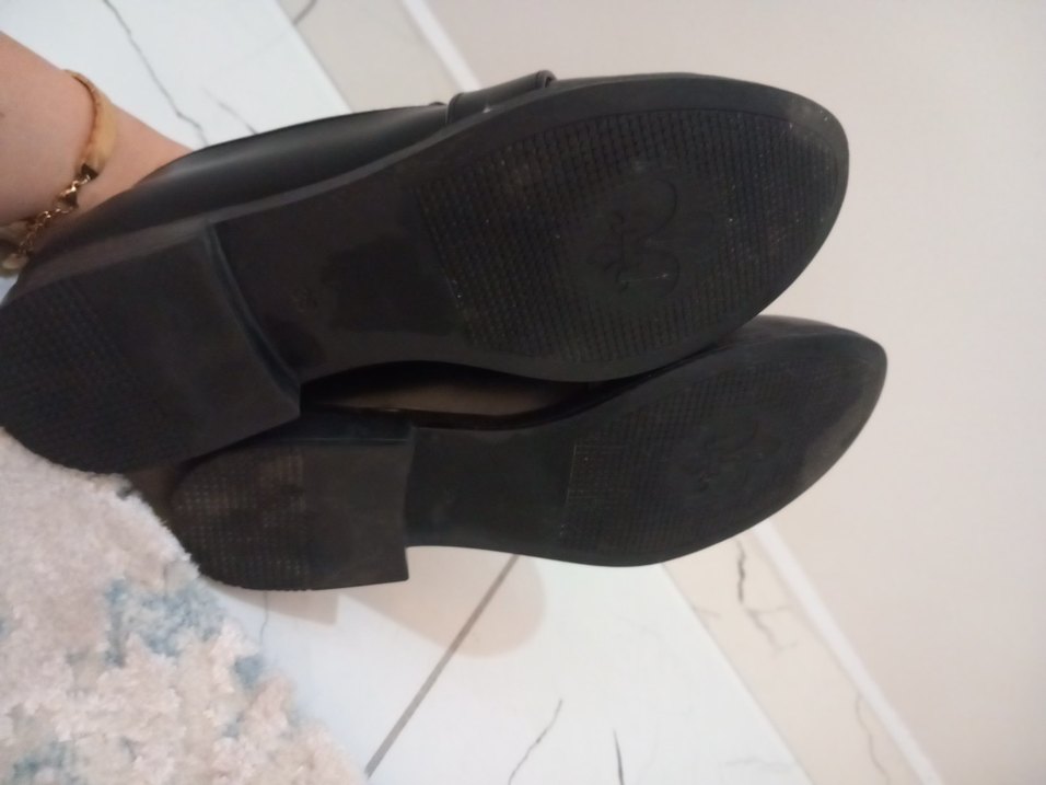 Tokalı Siyah Kadın Düz Ayakkabı - Görsel 2