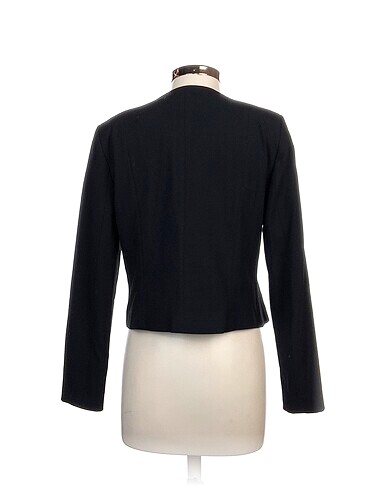 40 Beden Koton Blazer %70 İndirimli.