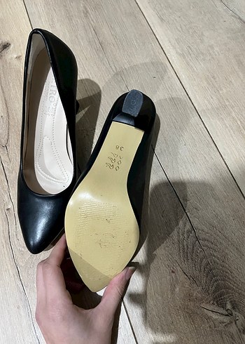 Siyah Modern Klasik Stiletto Topuklu Kadın Ayakkabı - Görsel 2