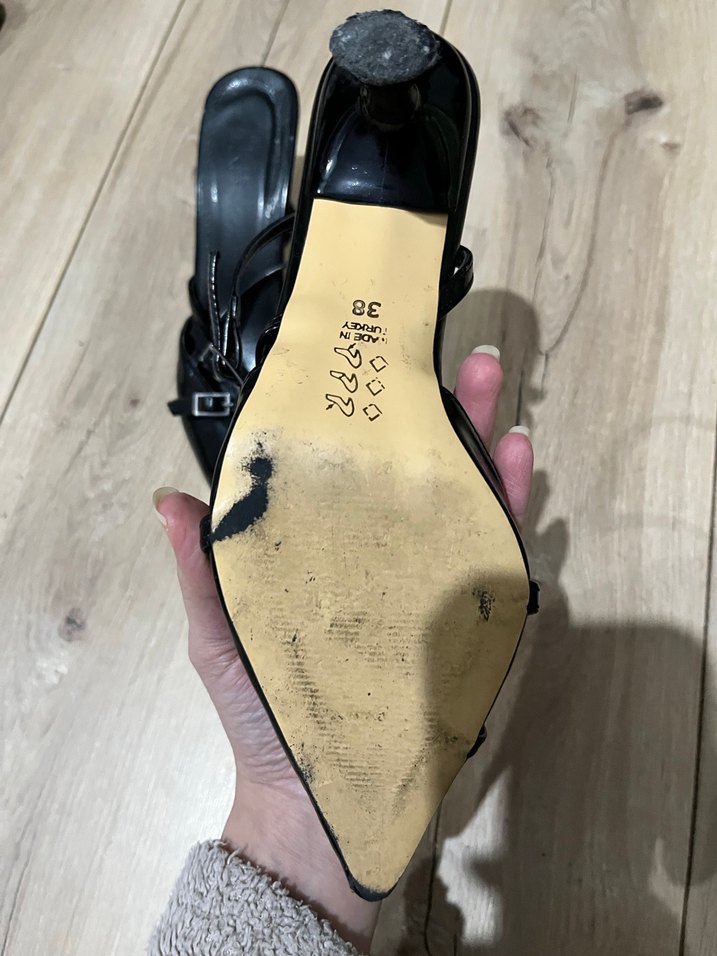 Siyah Deri Yılan Desenli Tokalı Stiletto - Görsel 3